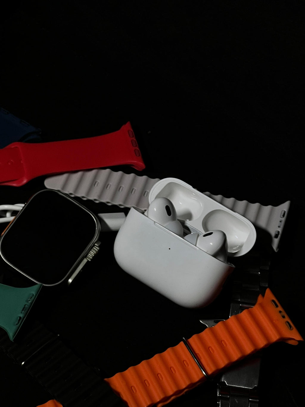 Ultra 3 Smart Watch with EarPods and 7 Straps Premium Smartwatch Bundle