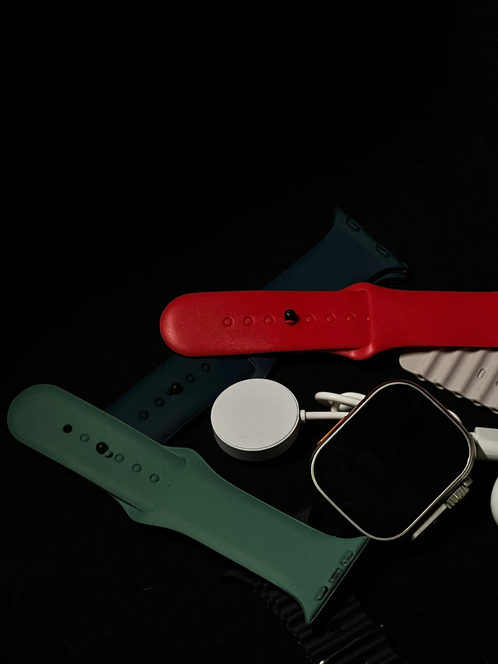 Ultra 3 Smart Watch with EarPods and 7 Straps Premium Smartwatch Bundle
